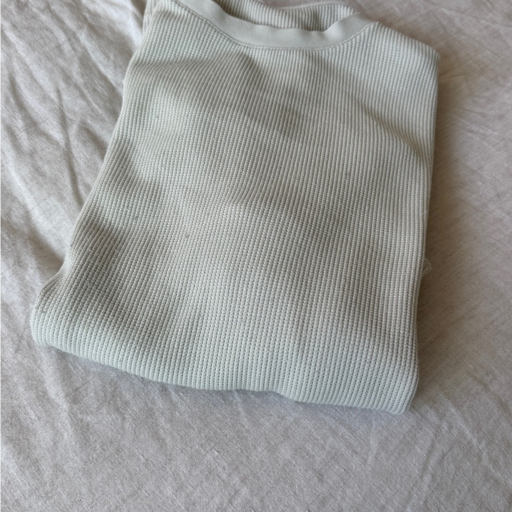 Men’s VUORI Cream Waffle Tee long sleeve